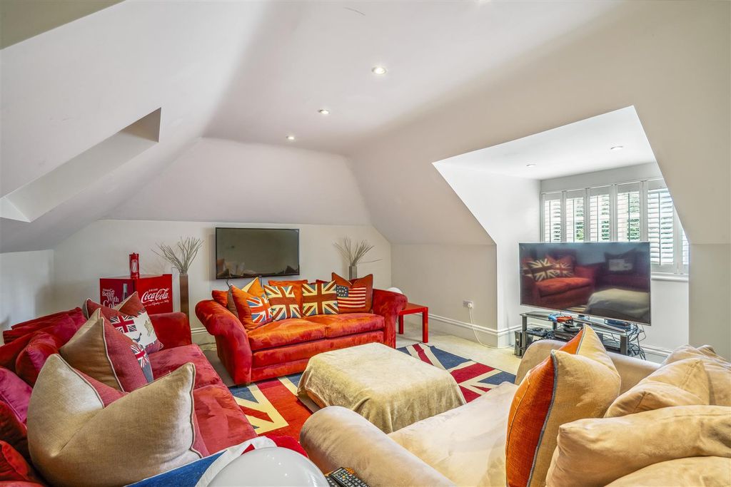 Additional image 10 of 5 bed detached house to rentBrockenhurst Road, Ascot SL5