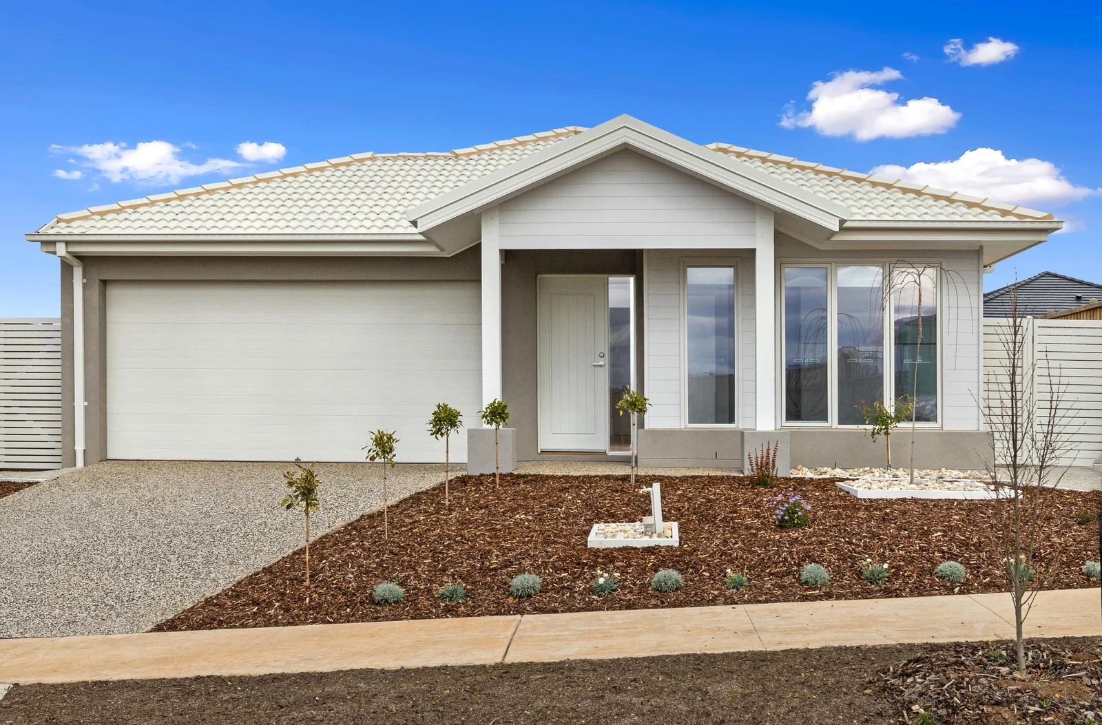 9 Regis Avenue, Warragul VIC 3820