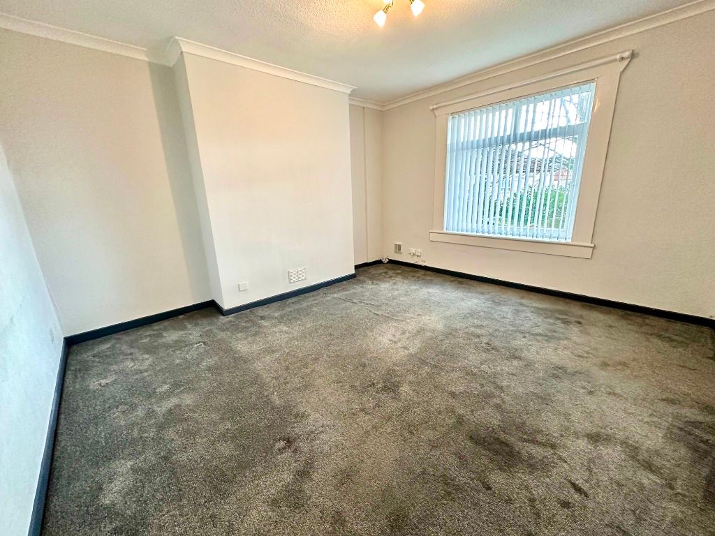 Additional image 2 of 2 bed flat to rentWaldemar Road, Knightswood, Glasgow G13