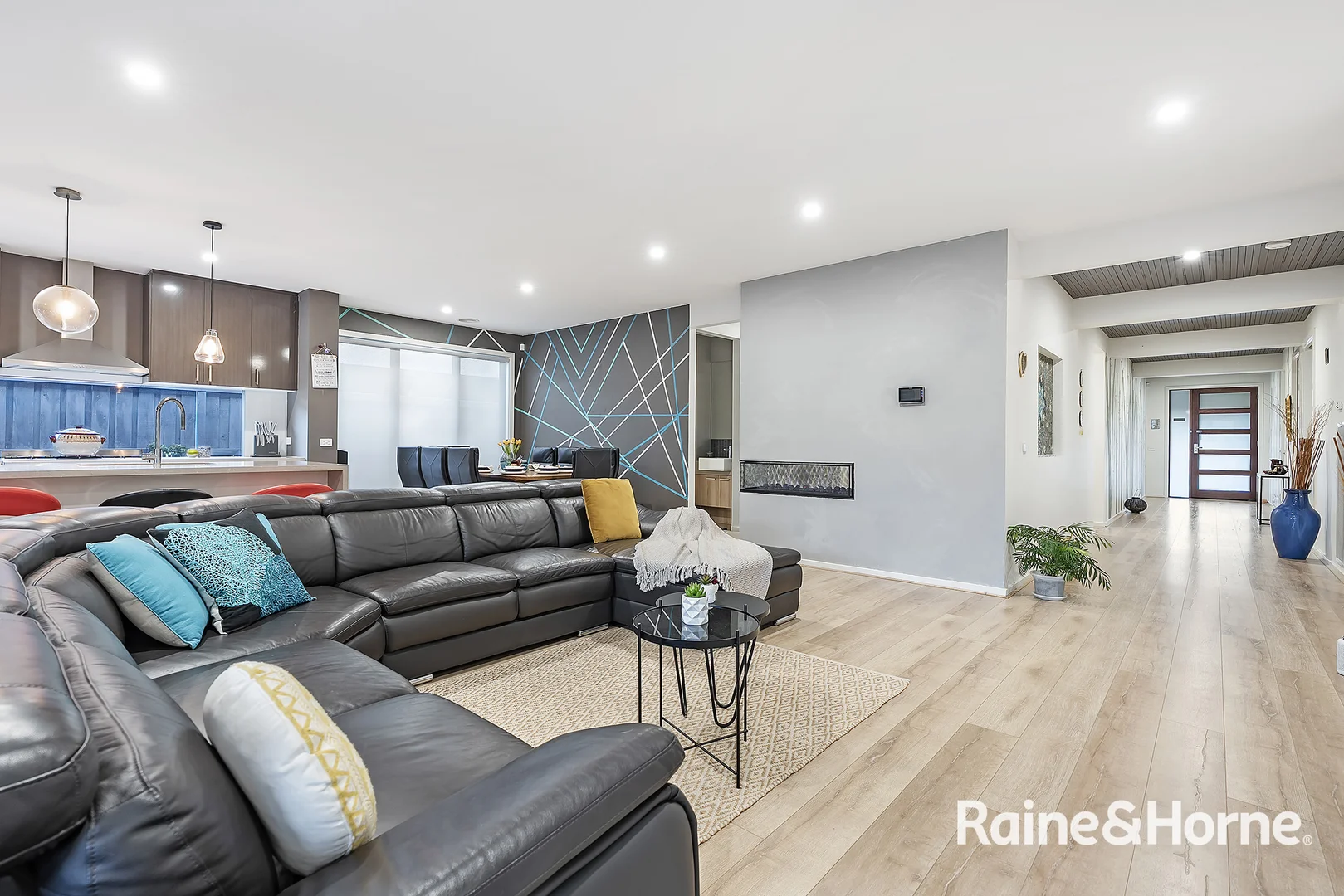 Additional image 5 of 85 Dexter Crescent, Clyde North VIC 3978