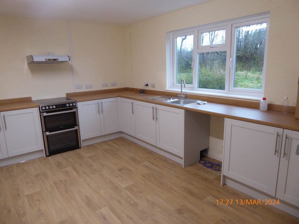 4 bed detached house to rentCynwyl Elfed, Carmarthen SA33