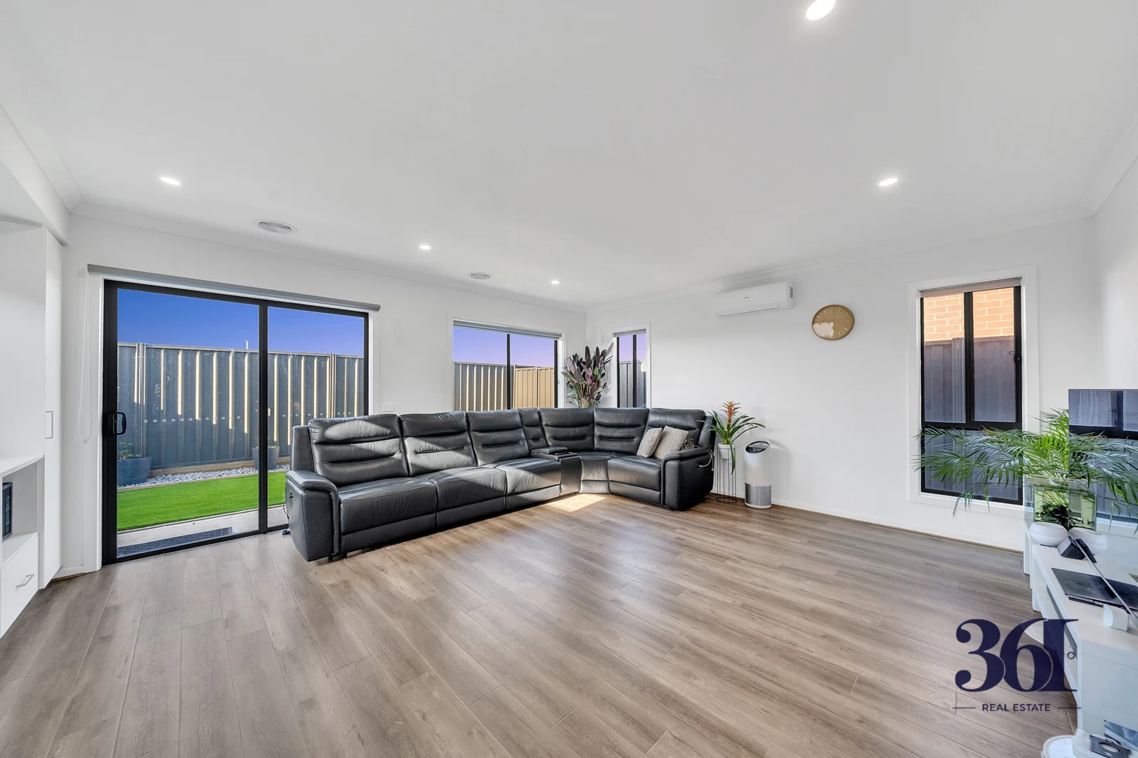 Additional image 7 of 100 Medallion Boulevard, Tarneit VIC 3029
