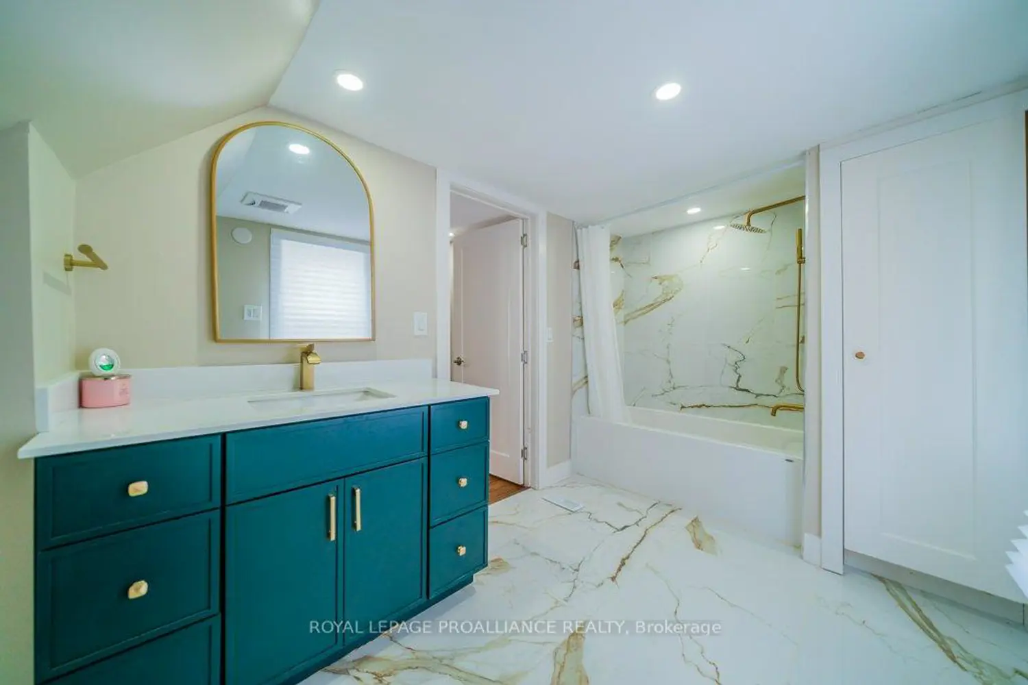 Additional image 13 of 5948 Ardoch Road