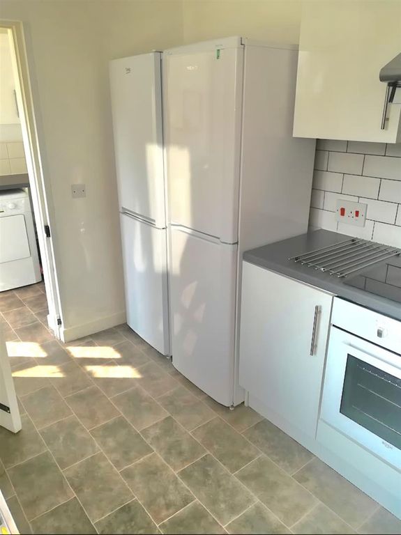 Additional image 9 of 7 bed end terrace house to rentFilton Avenue, Horfield BS7