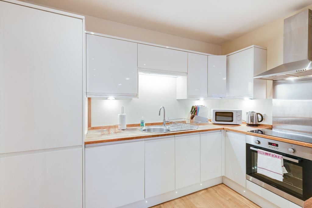 Additional image 29 of 3 bed flat to rentQueen Street, Maidenhead SL6