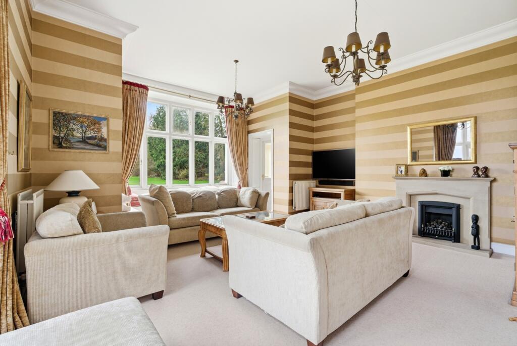 Additional image 5 of Astwick Manor, Coopers Green Lane, Hatfield, Hertfordshire, AL10