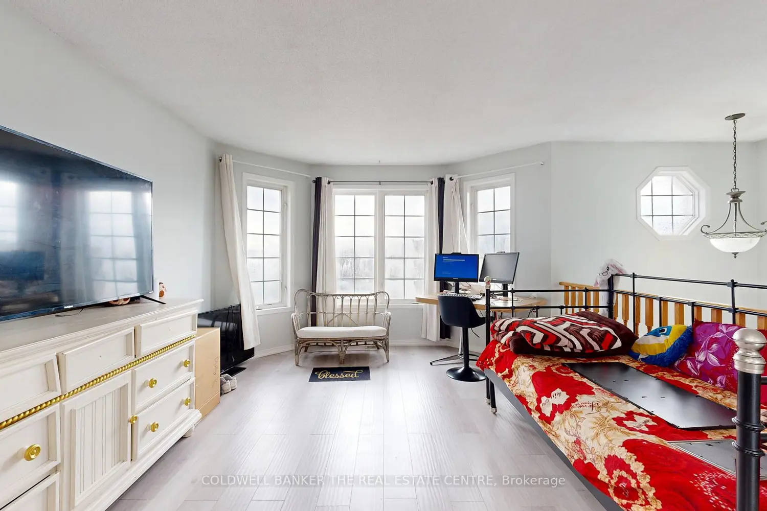 Additional image 2 of 62 Ambler Byway