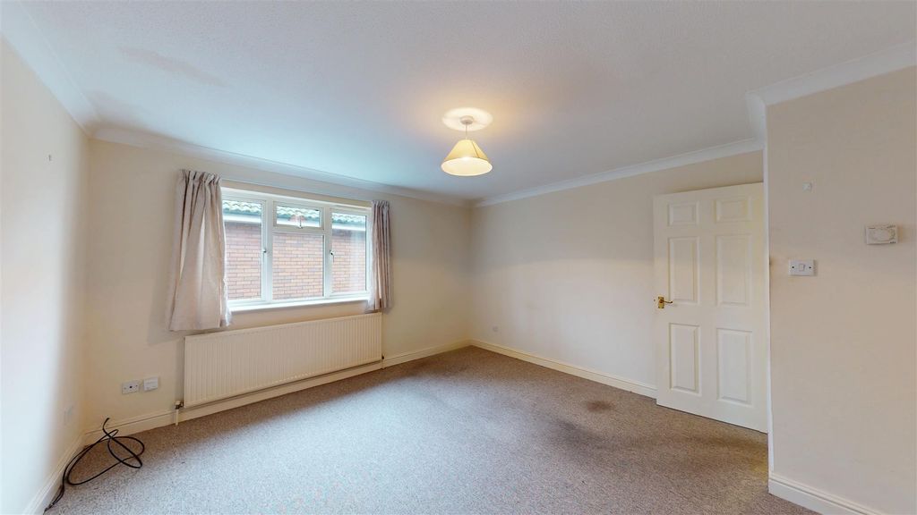 Additional image 4 of 2 bed flat to rentWestbourne Court, Penarth CF64