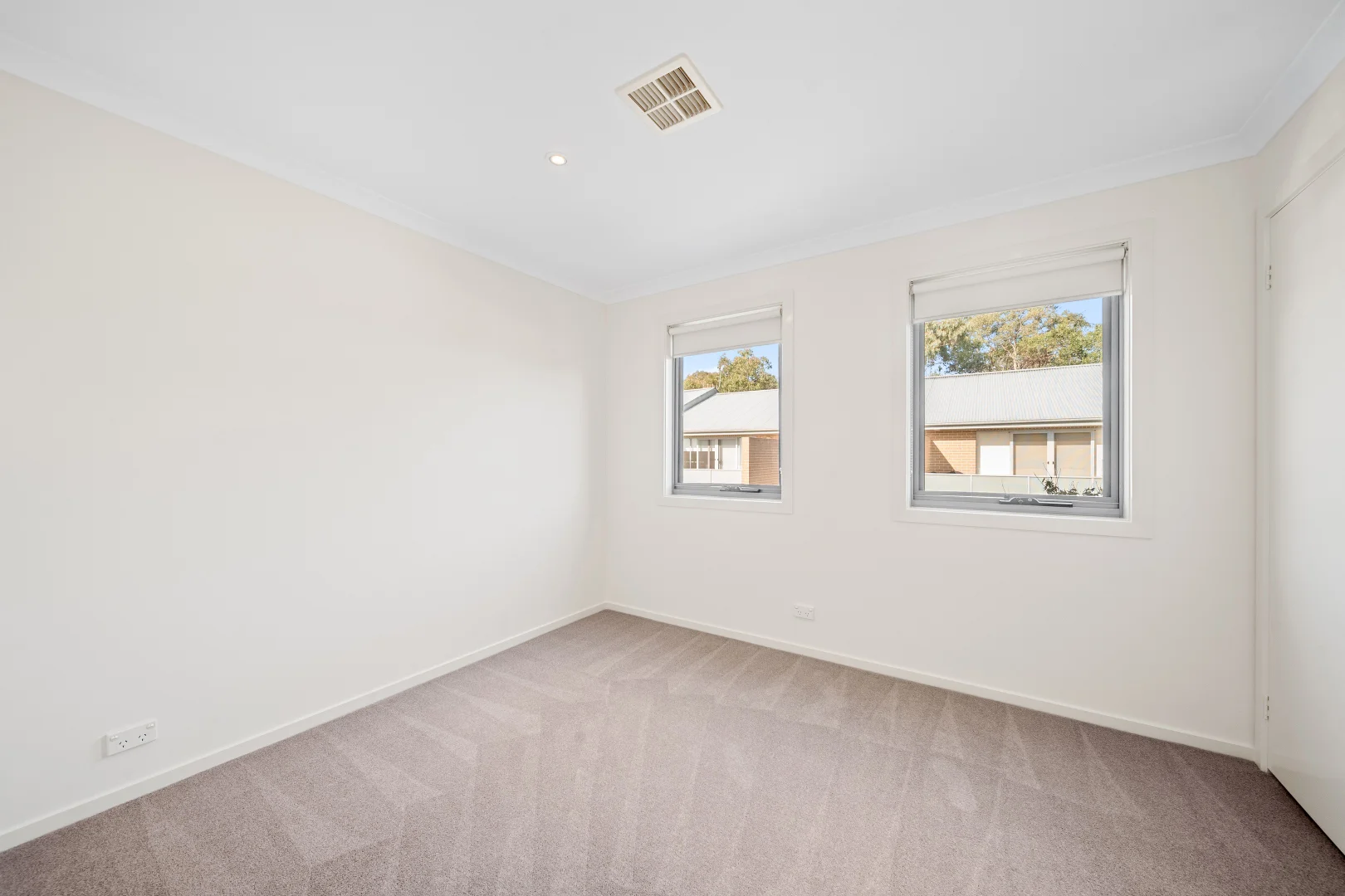 Additional image 17 of 2/19 Torpy Place, Jerrabomberra NSW 2619