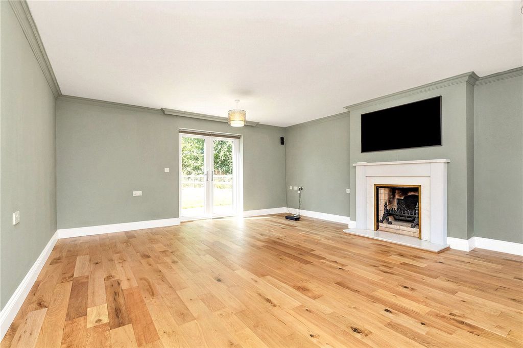 5 bed detached house to rentHighfields Road, Highfields Caldecote, Cambridge, Cambridgeshire CB23 photo 3