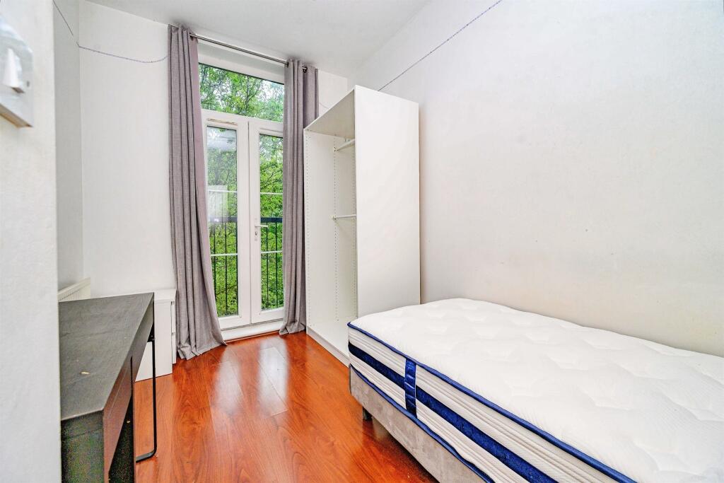 Additional image 10 of Mosquito Way, Hatfield