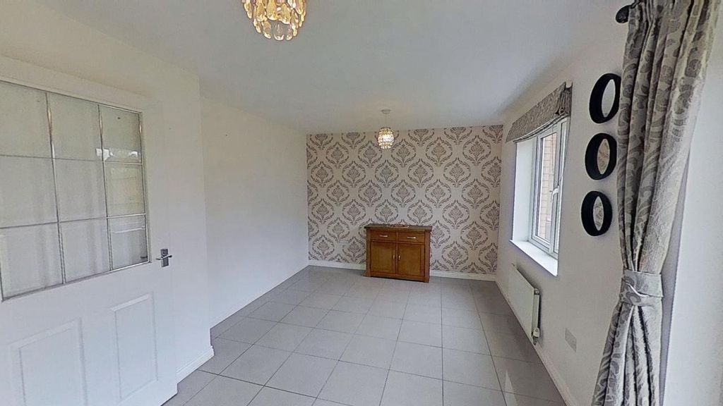 Additional image 7 of 4 bed detached house to rentKilgannan Drive, Redding, Falkirk, Stirlingshire FK2