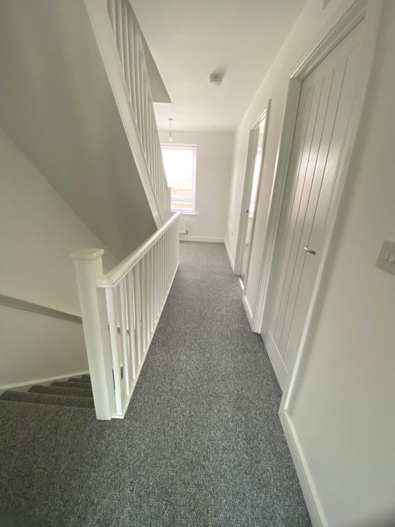 Additional image 19 of 4 bed town house to rentFfordd Darwin, Barry CF63