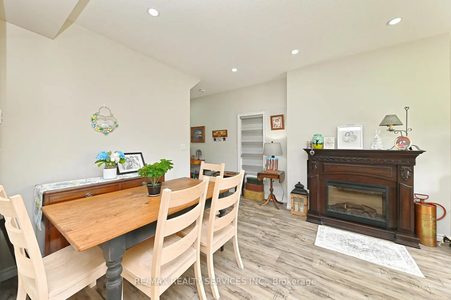 Additional image 18 of 1320 Calais Drive