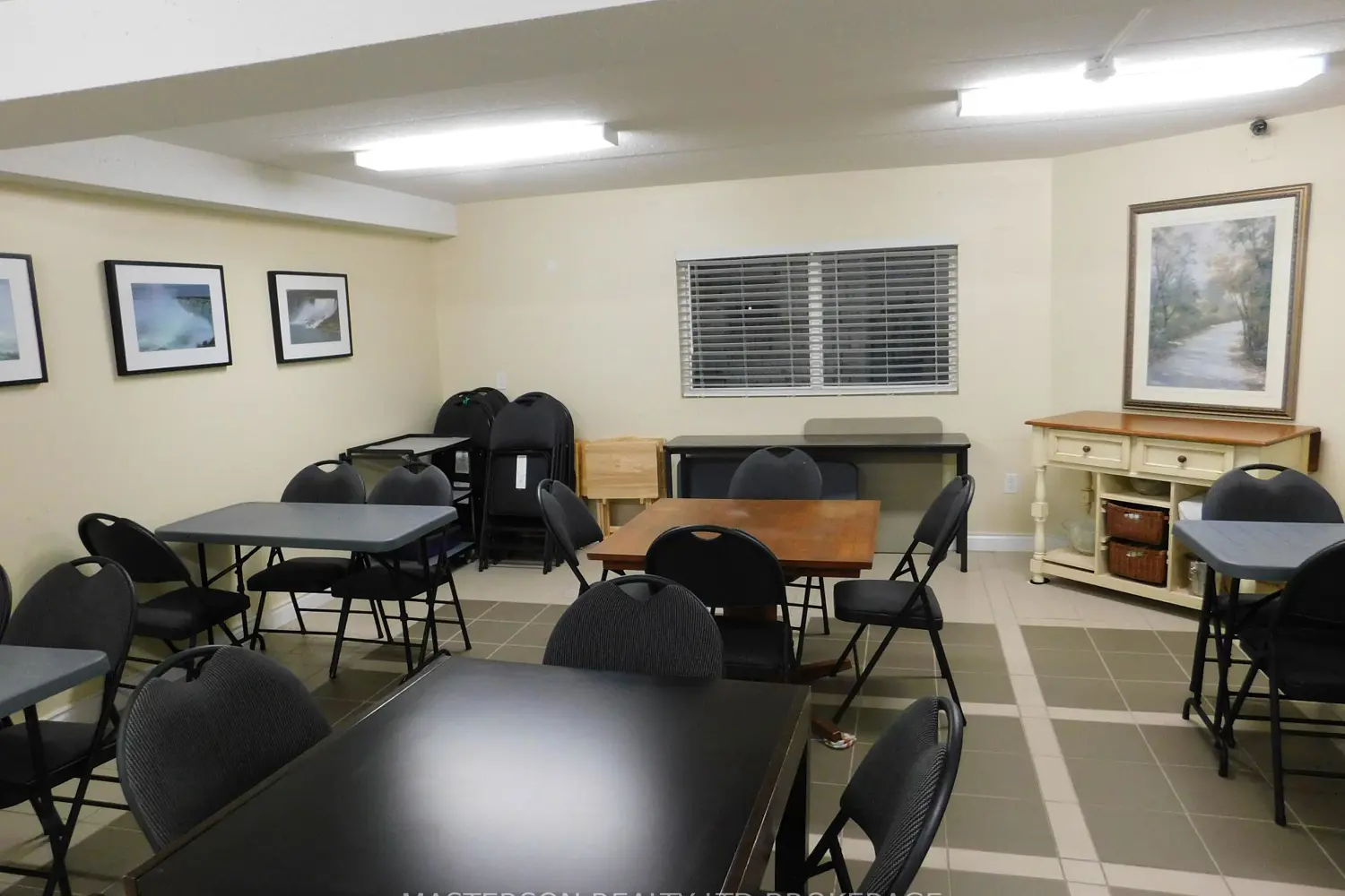 Additional image 14 of 4658 Drummond Road 328