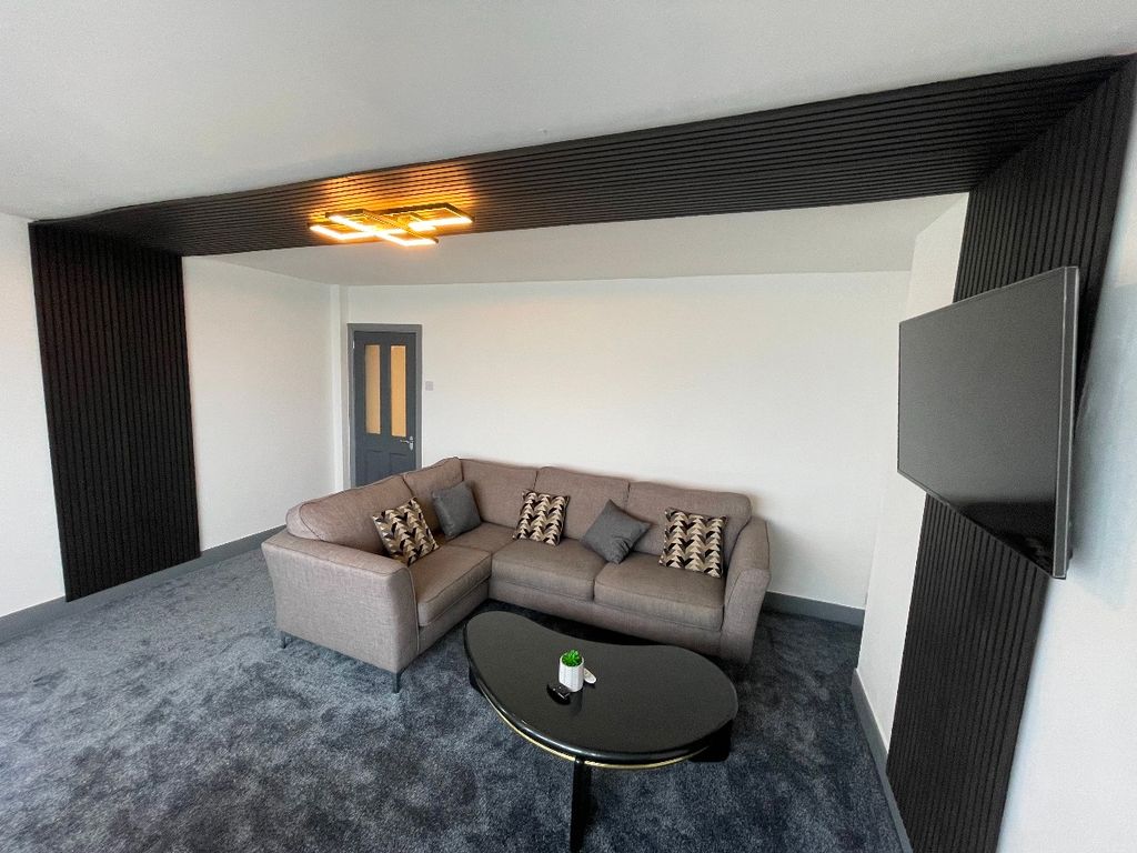Additional image 6 of 2 bed flat to rentEast Parade, Whitley Bay NE26
