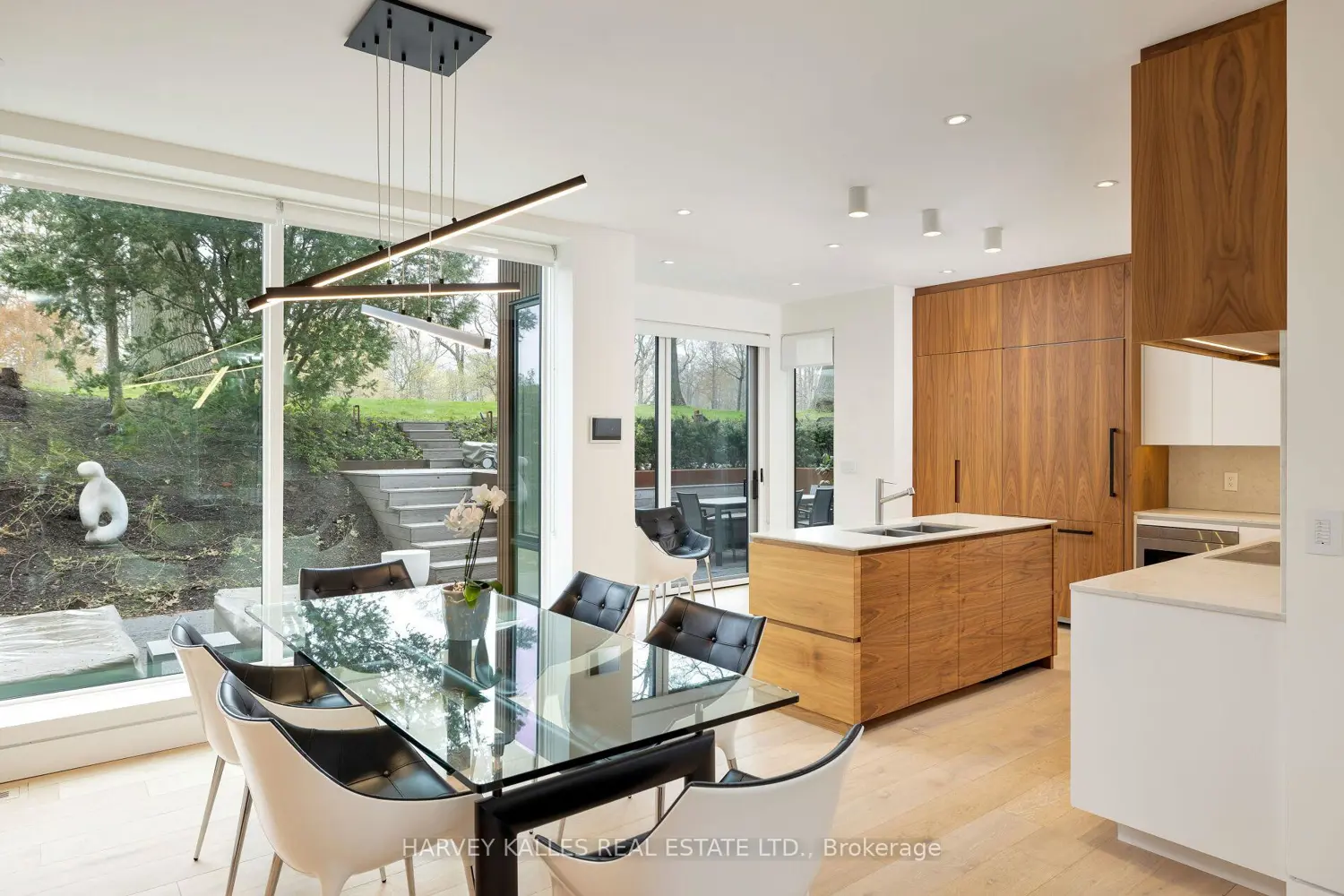 Additional image 3 of 30 Edenbrook Hill