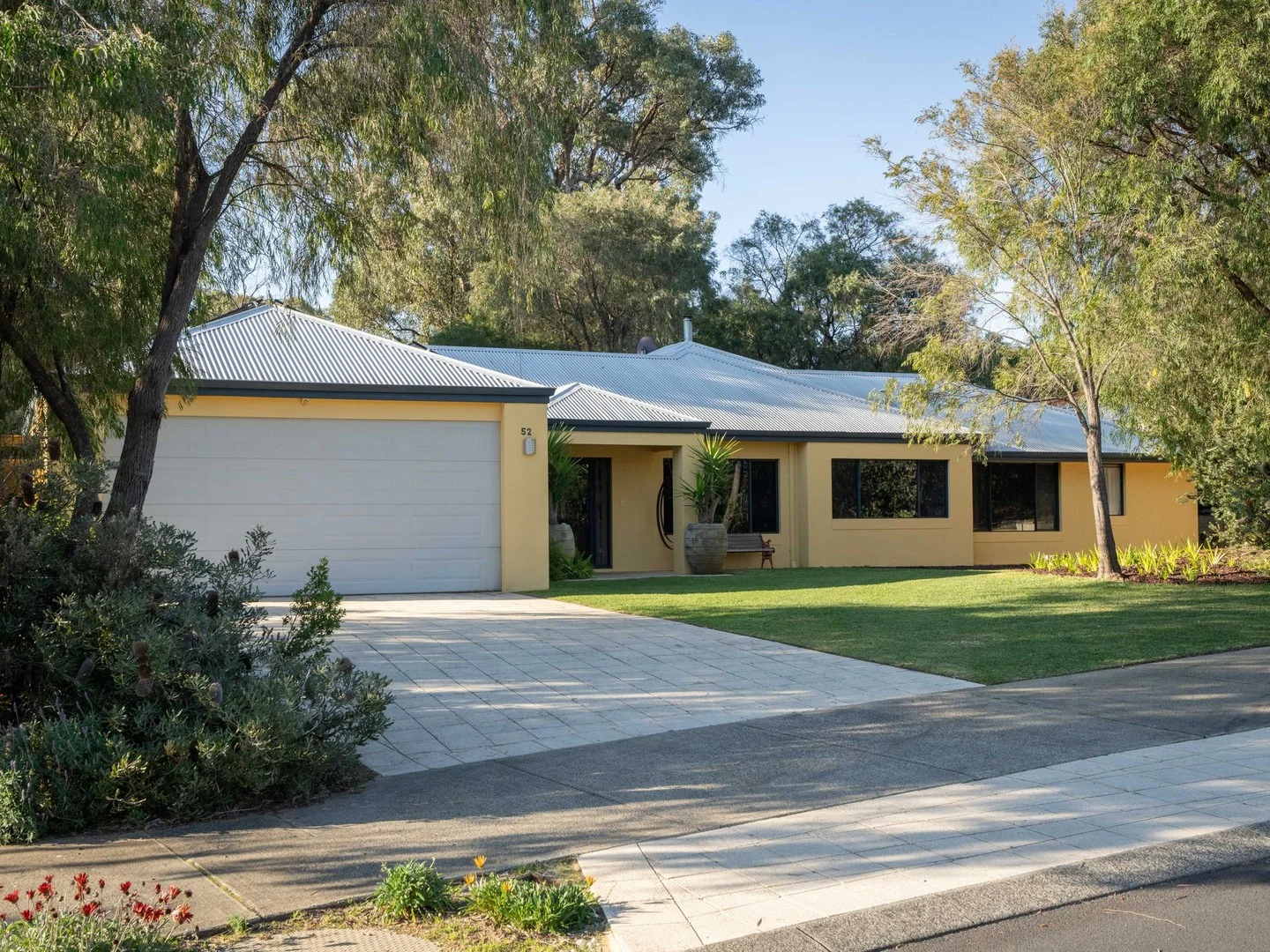 52 Samrose Road, Dalyellup WA 6230