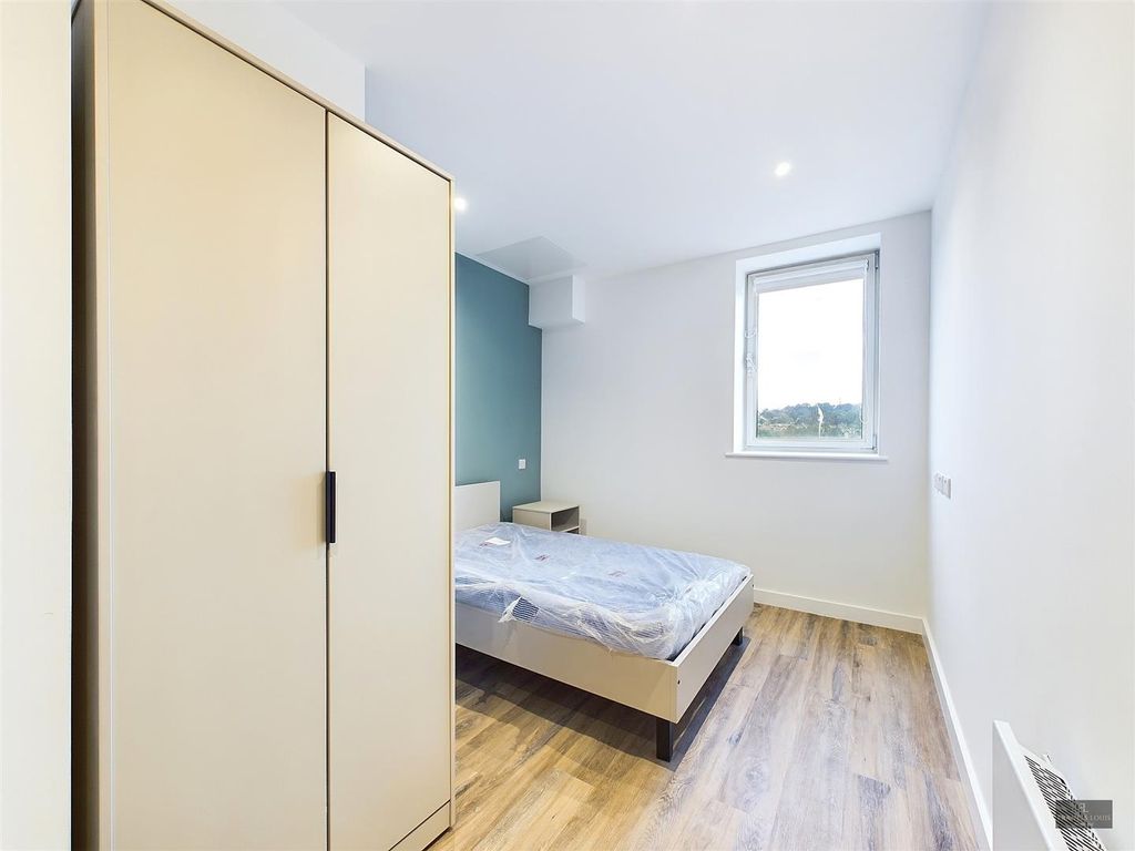 Additional image 4 of 4 bed shared accommodation to rentFlat 11, New North Road, Exeter EX4