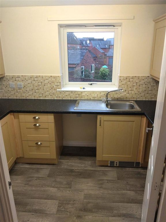 Additional image 5 of 2 bed flat to rentSmallhill Road, Lawley Village, Telford TF4