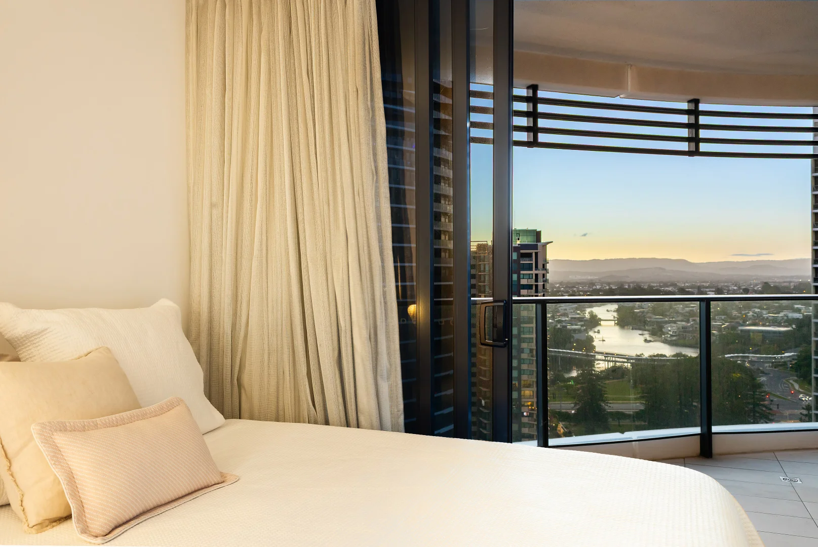 Additional image 6 of 1701/1 Oracle Boulevard, Broadbeach QLD 4218