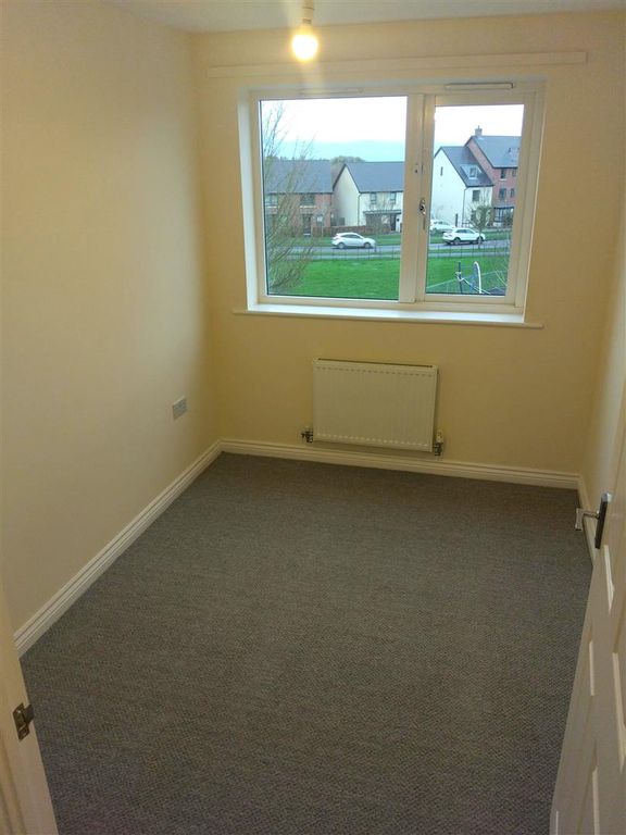 Additional image 6 of 2 bed flat to rentSmallhill Road, Lawley Village, Telford TF4