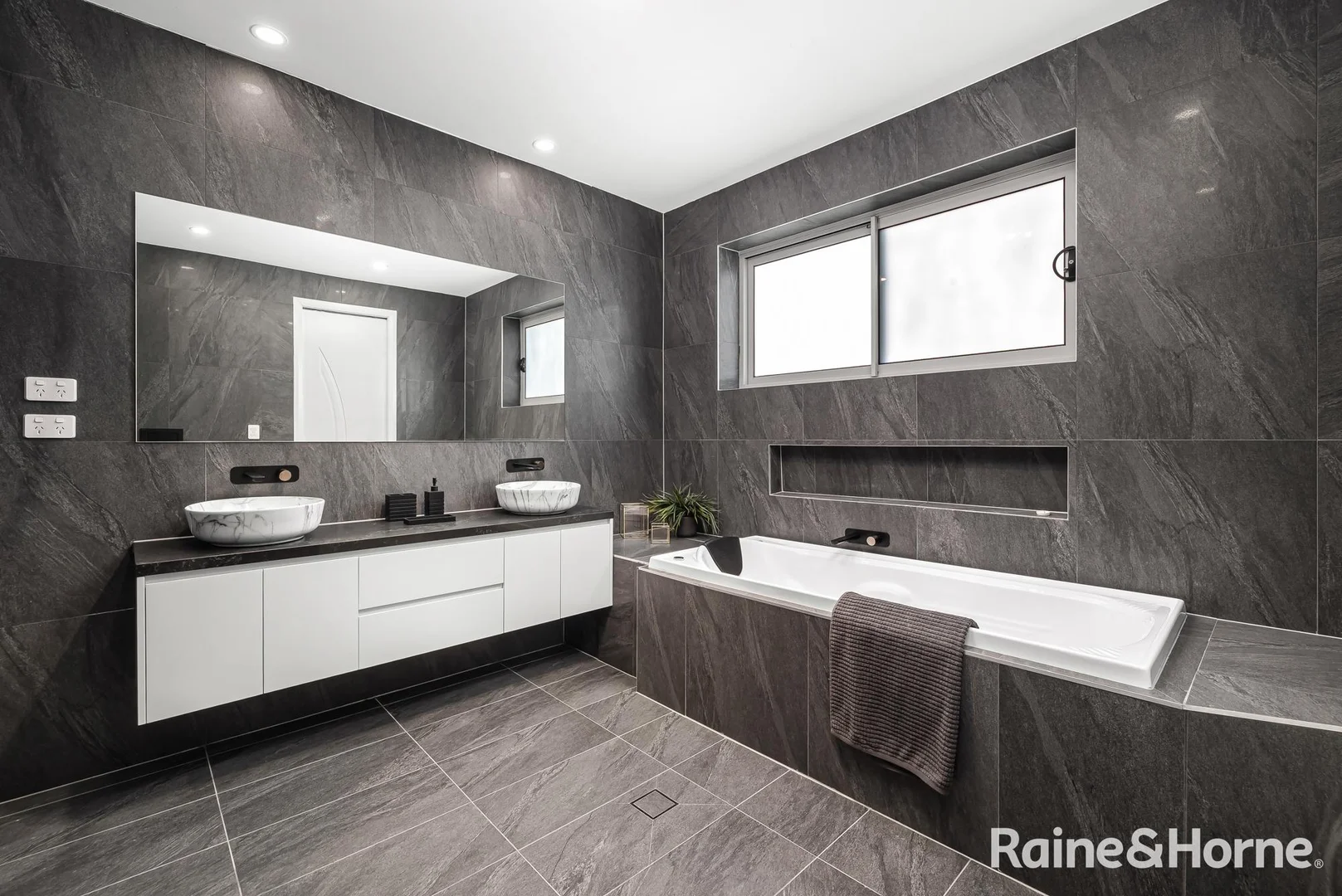 Additional image 10 of 290 Valletta Drive (Gables), Box Hill NSW 2765