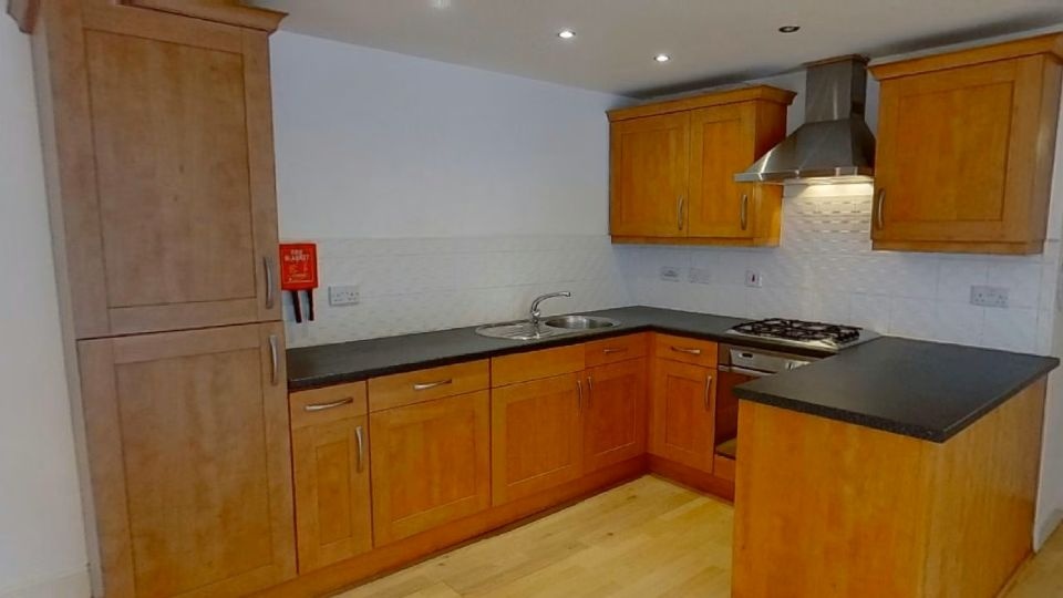 Additional image 3 of 2 Bed Flat, King St, EH6, N1 7GU