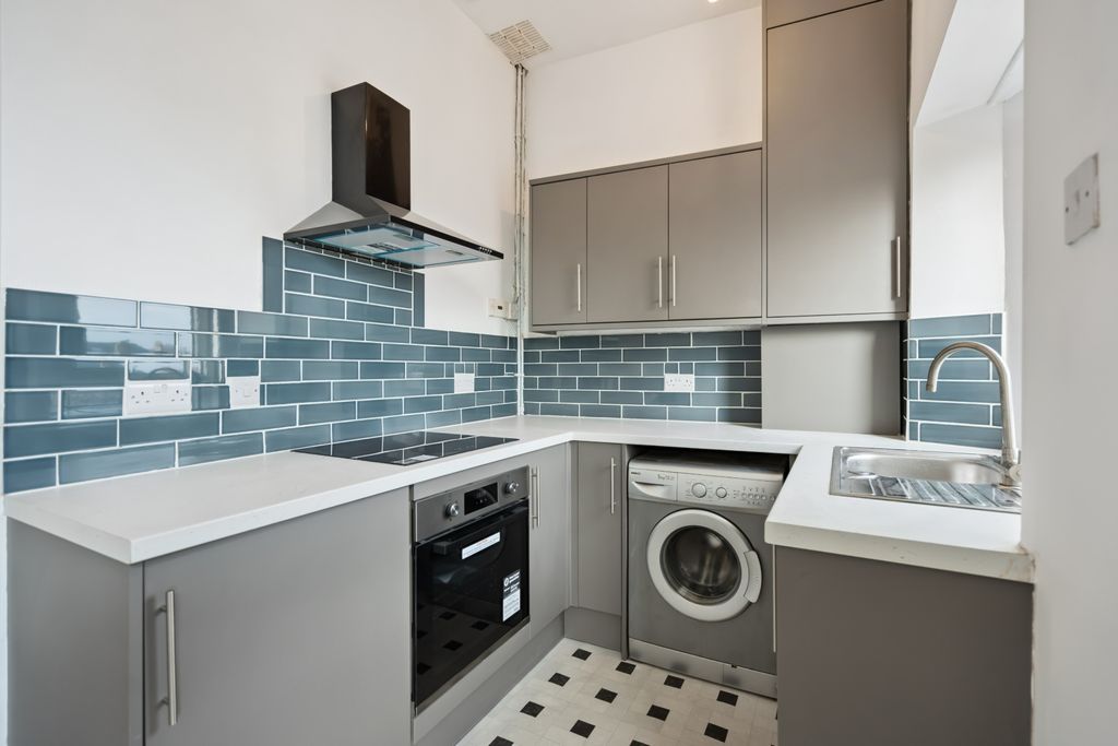 Additional image 4 of 2 bed flat to rentNewhouse, Stirling, Stirling FK8