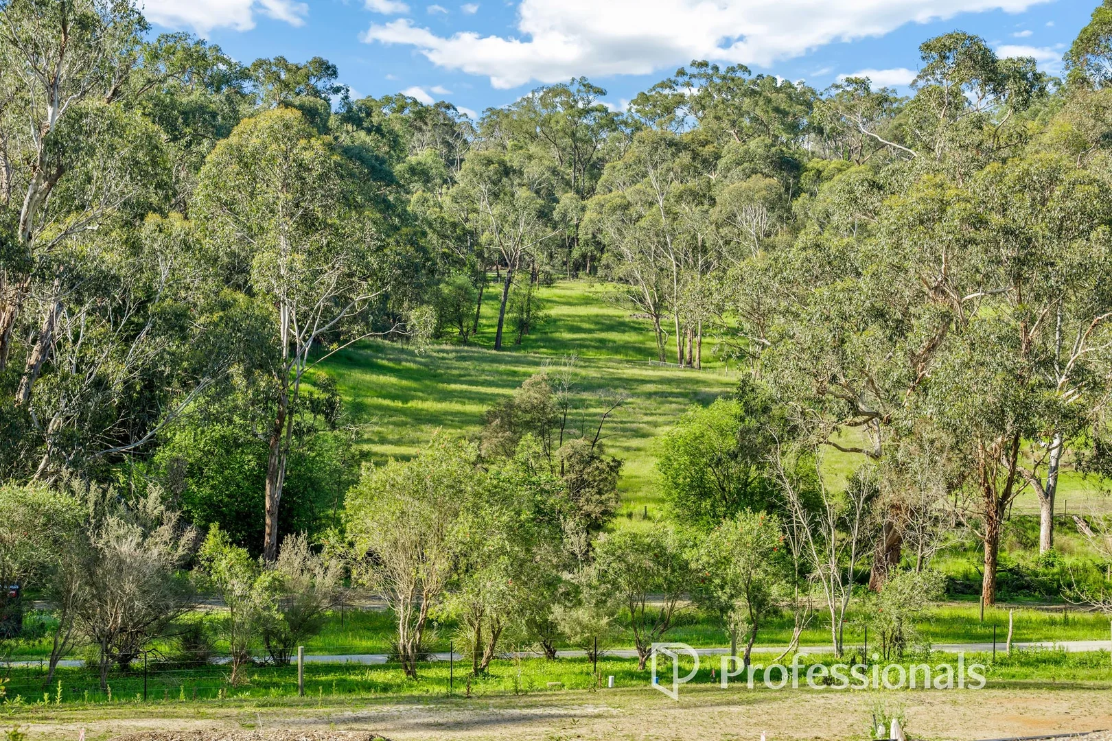 Additional image 4 of 7-9 Howard Street, Seville VIC 3139