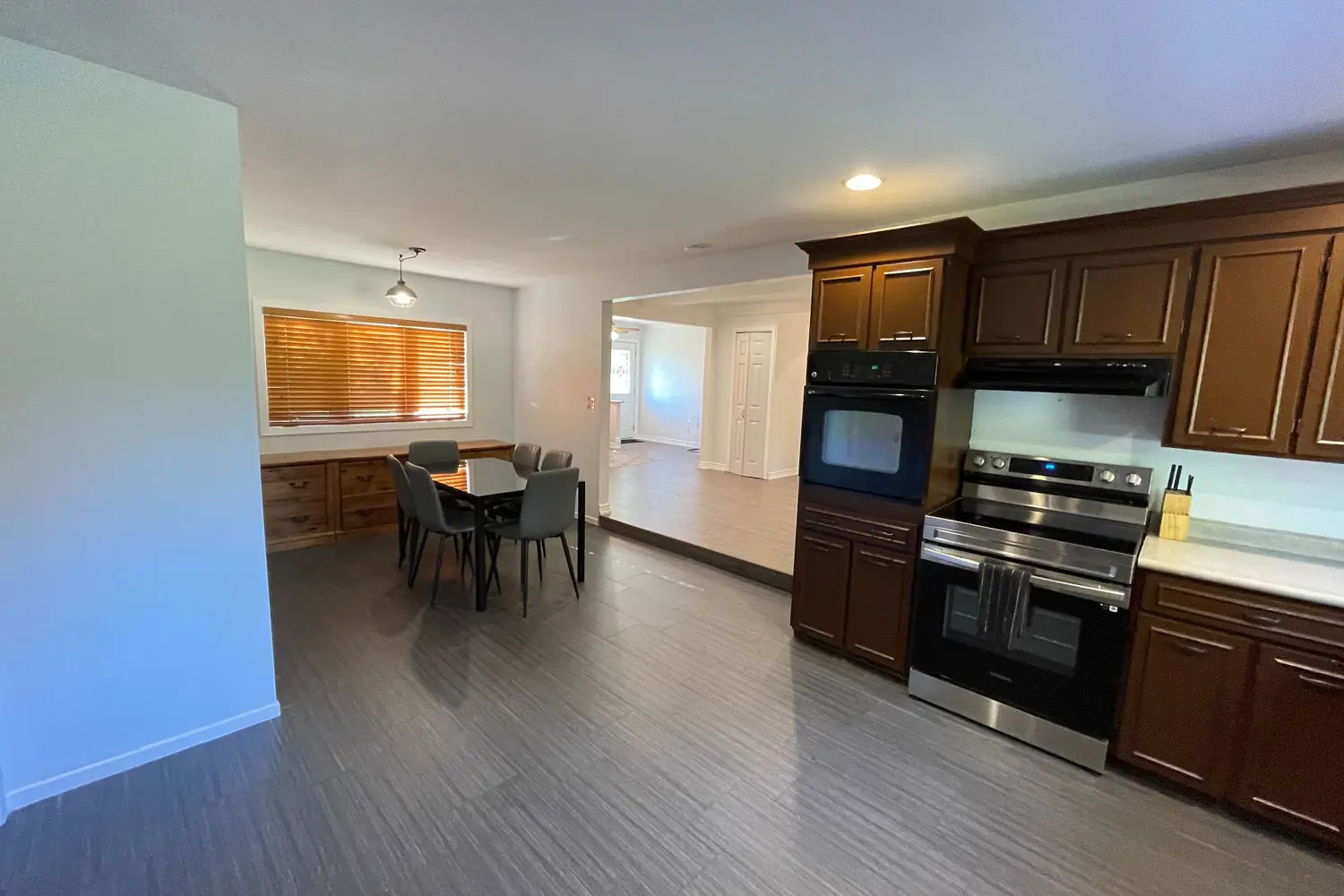 Additional image 11 of 335 Robson Road