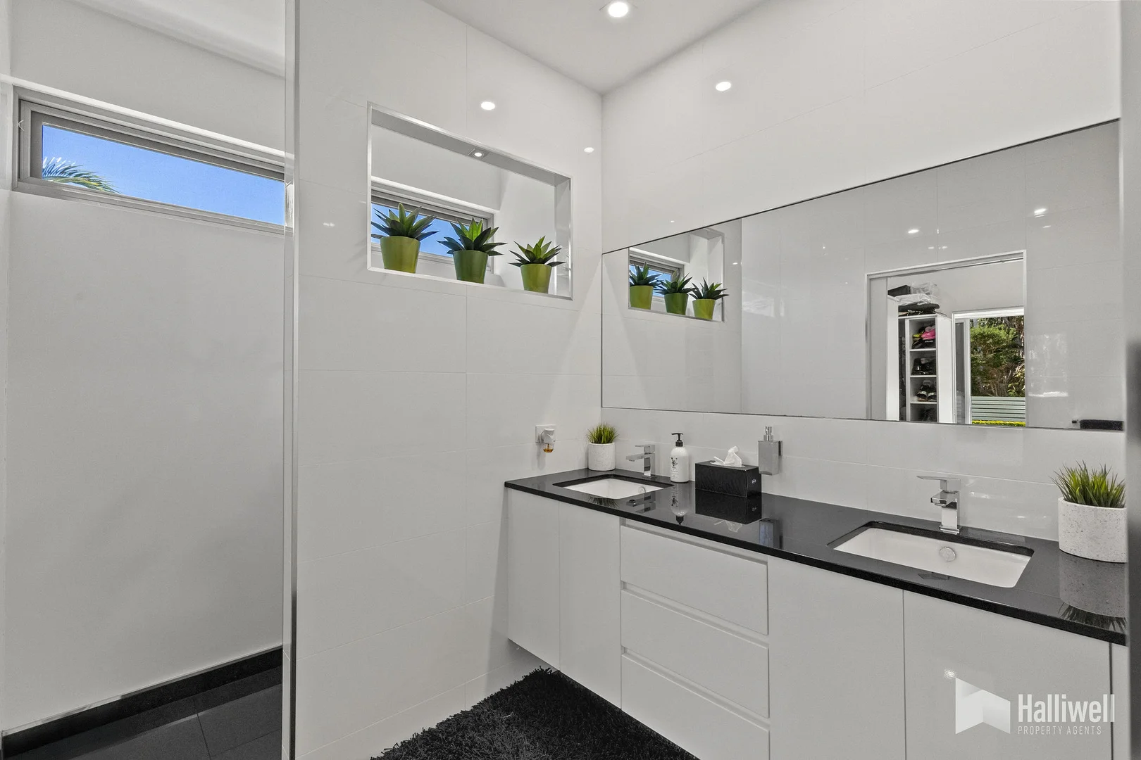 Additional image 11 of 21 Coles Beach Road, Devonport TAS 7310