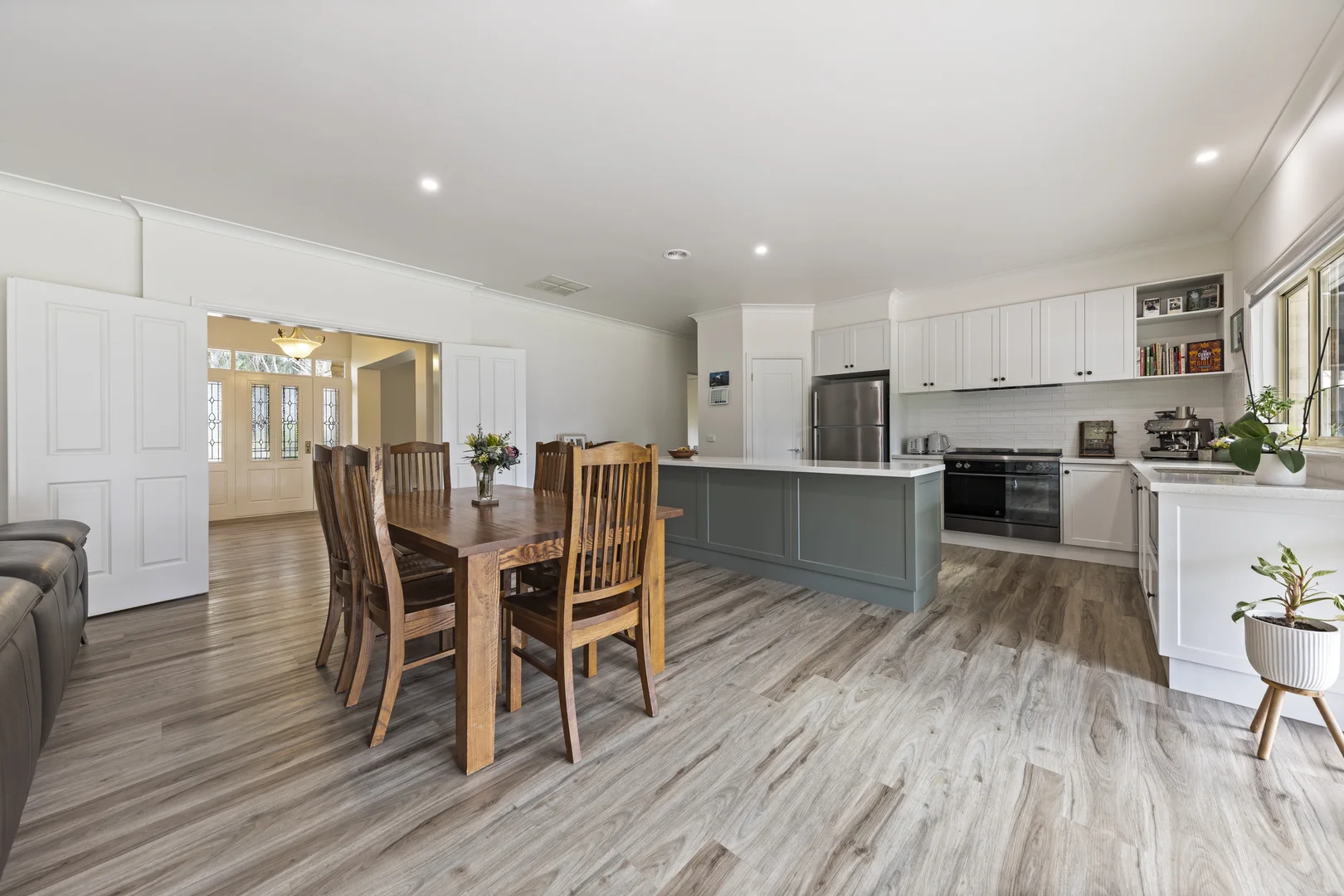 Additional image 11 of 4 Hague Court, Drouin VIC 3818