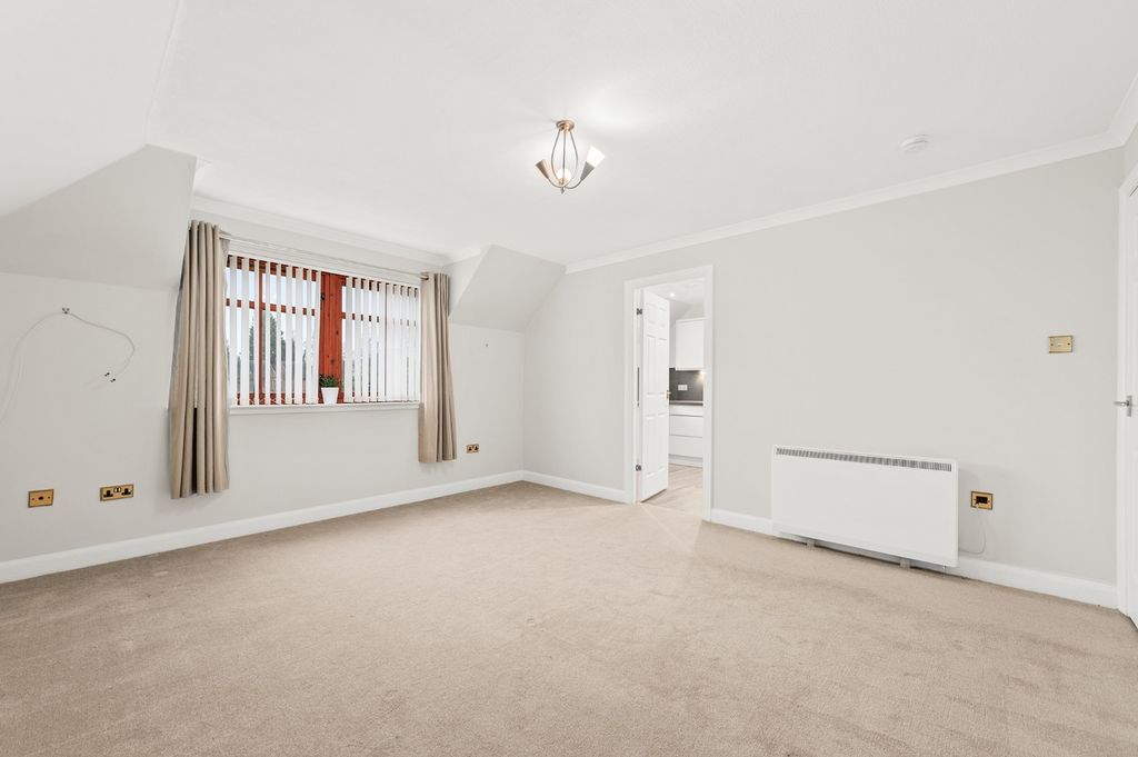 Additional image 3 of 2 bed flat to rentAshbrae Gardens, Stirling FK7