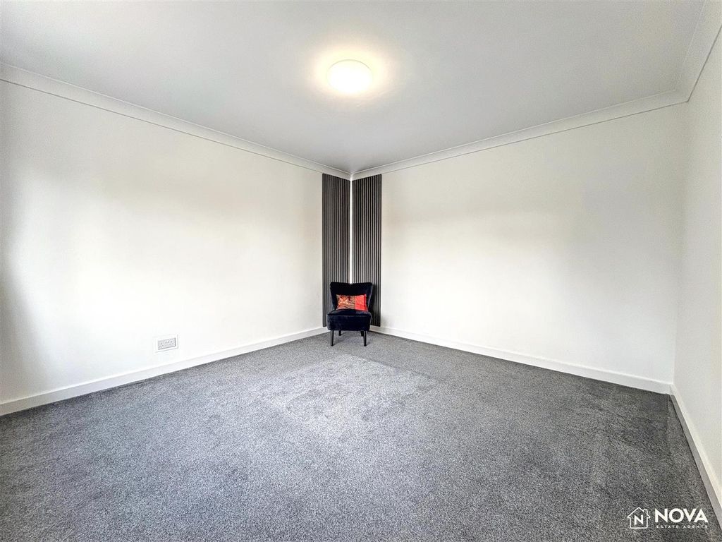 Additional image 21 of 4 bed detached house to rentOld Bedford Road, Luton LU2