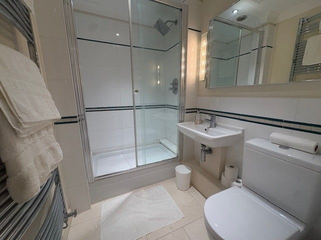 Additional image 4 of 2 bed flat to rentWhitbourne Avenue, Swindon SN3