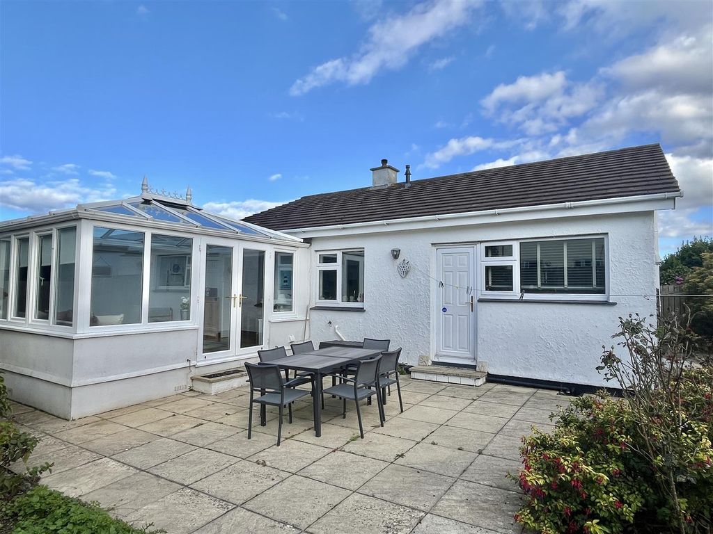 3 bed detached bungalow to rentPolmennor Drive, Carbis Bay TR26