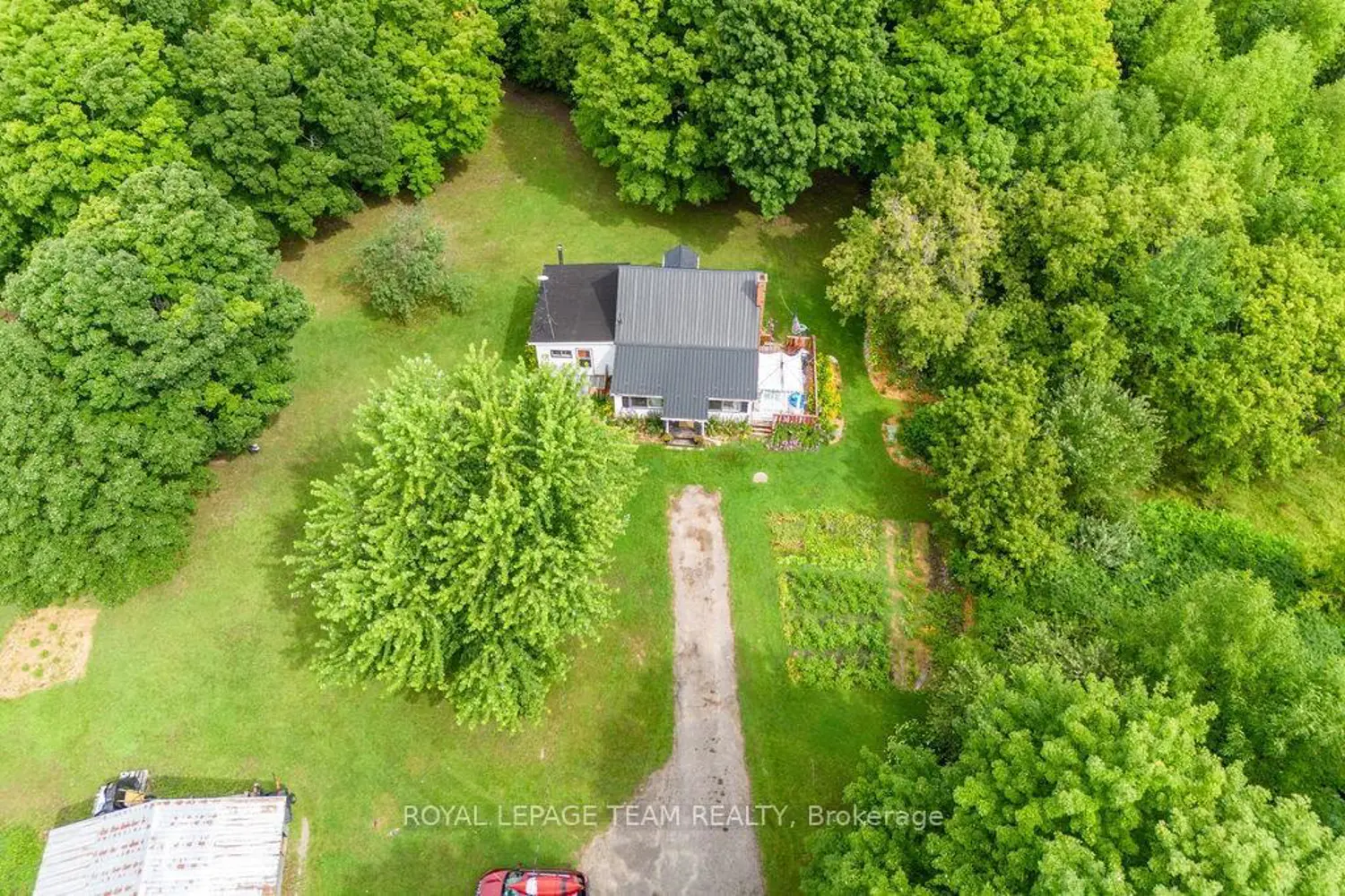 Additional image 5 of 1448 Perrault Road