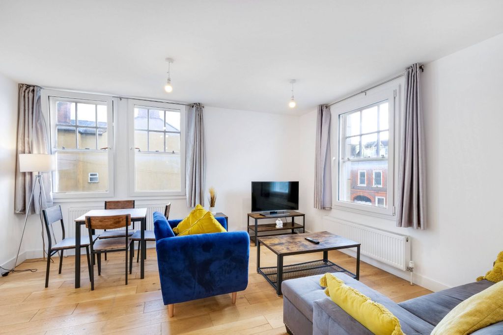 Additional image 9 of 2 bed flat to rentEaston Street, High Wycombe HP11