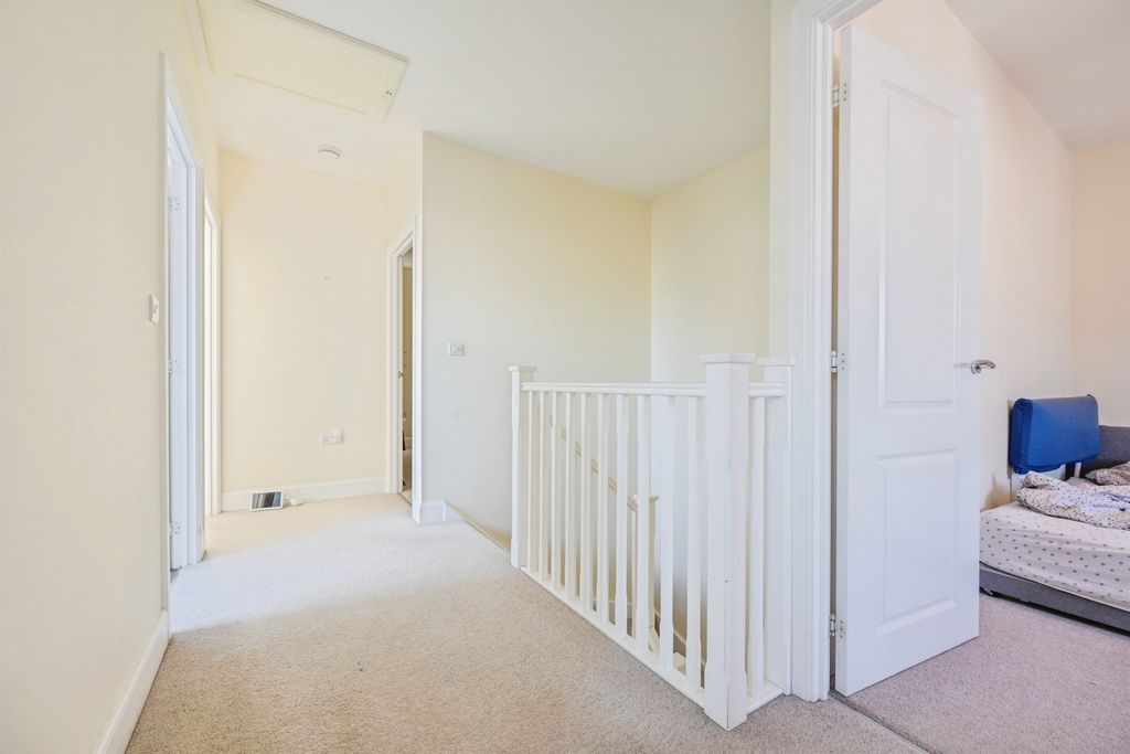 Additional image 9 of 5 bed property to rentDewberry Court, Derby DE24