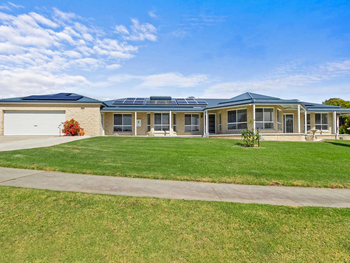 Additional image 5 of 90 Stirling Drive, Lakes Entrance VIC 3909