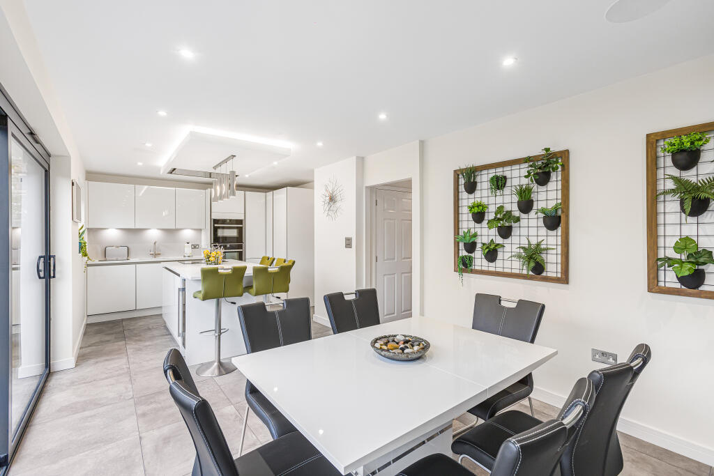 Additional image 3 of Bluebell Way, Hatfield, Hertfordshire, AL10