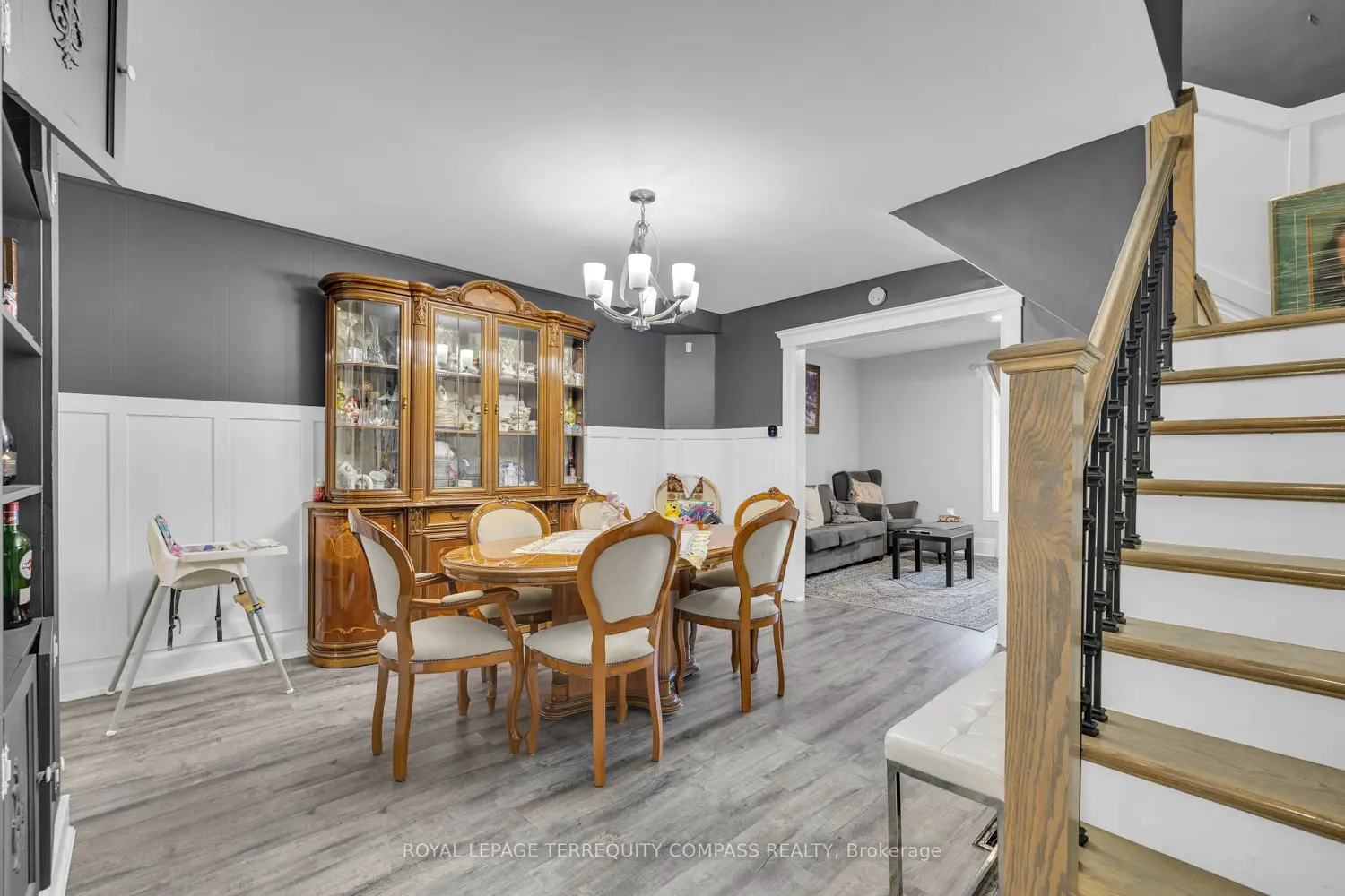 Additional image 9 of 1045 Wellington Avenue