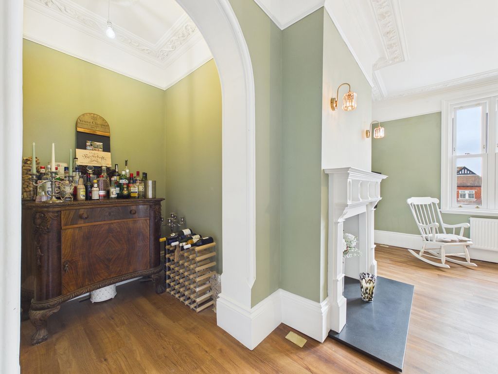 Additional image 5 of 2 bed flat to rentHeene Road, Worthing BN11