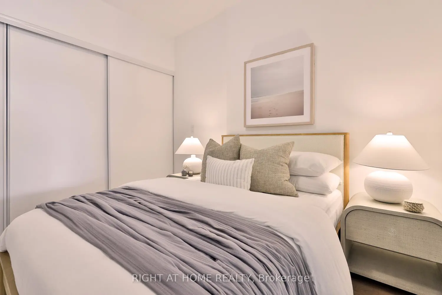 Additional image 19 of 1161 Kingston Road 201