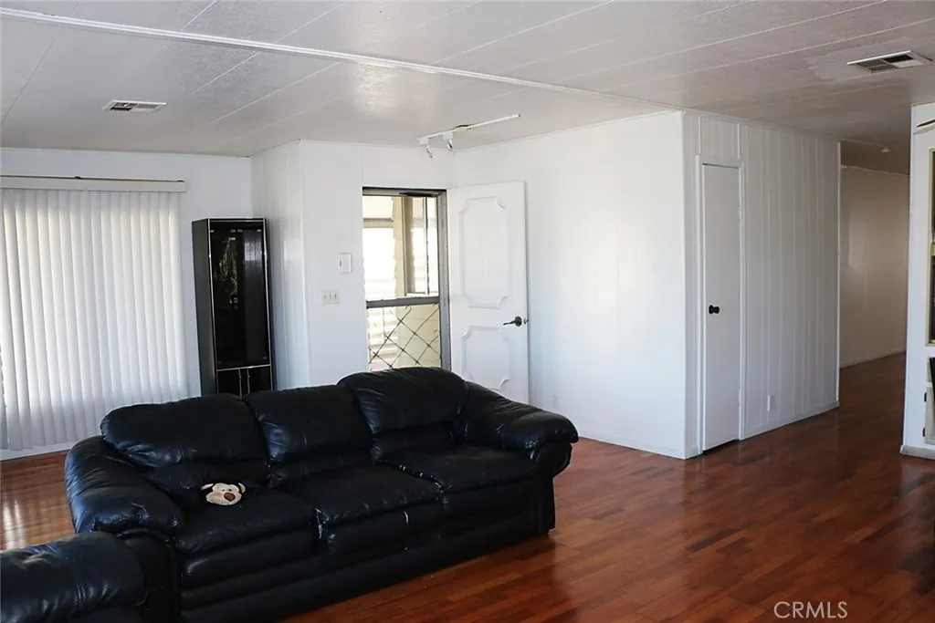 Additional image 7 of 3595 Santa Fe Avenue Unit 19, Long Beach, CA 90810