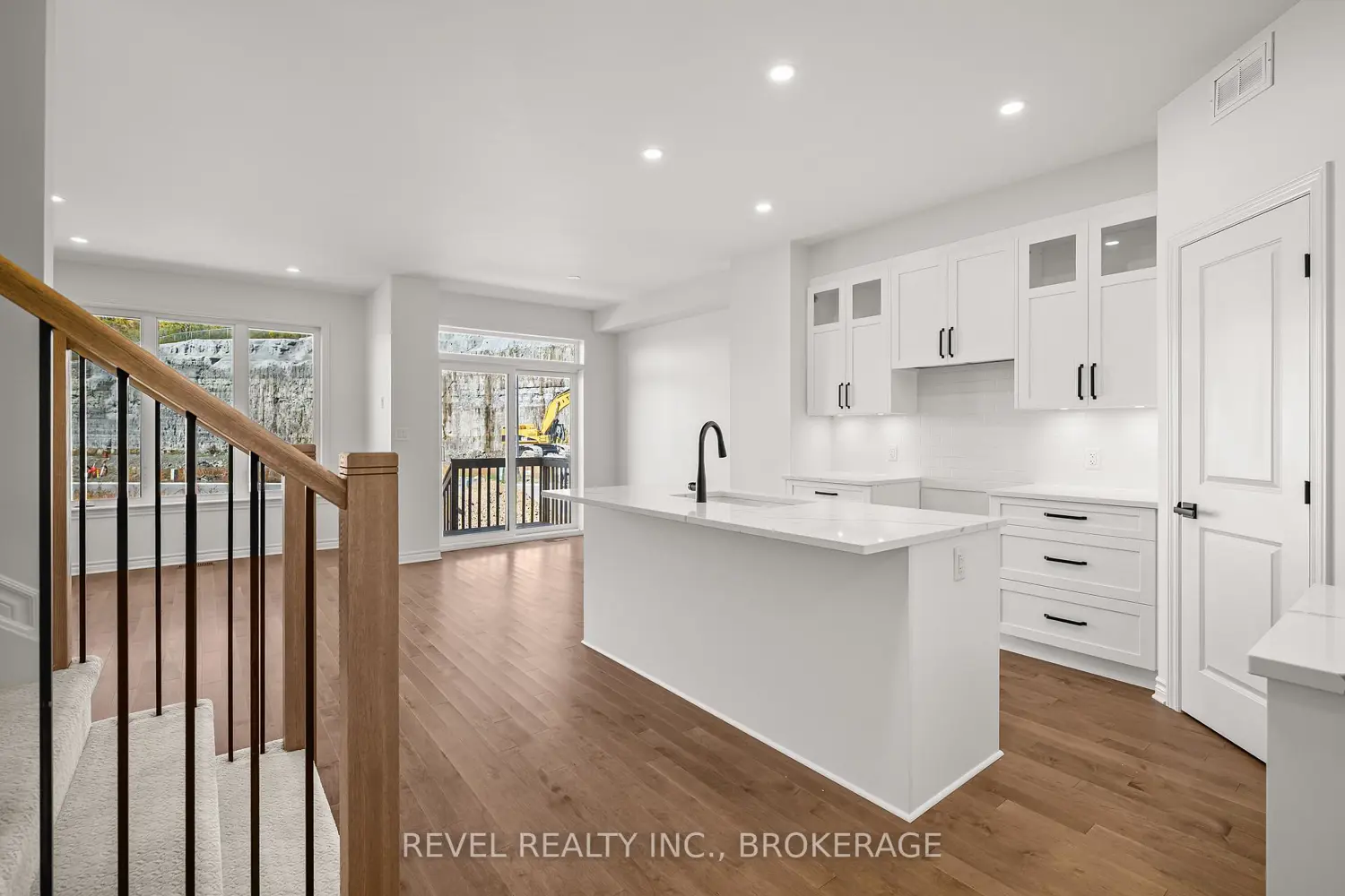 Additional image 2 of 332 Dockside Drive