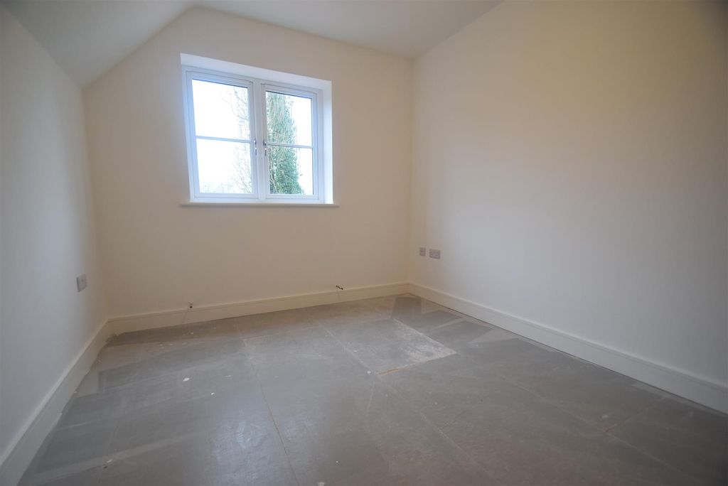 Additional image 11 of 5 bed detached house to rentShrewsbury Road, Edgmond, Newport TF10