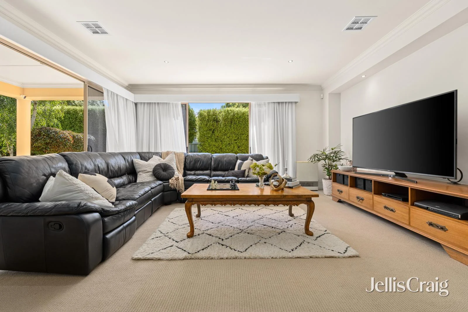 Additional image 30 of 26 St Chester Avenue, Lake Gardens VIC 3355