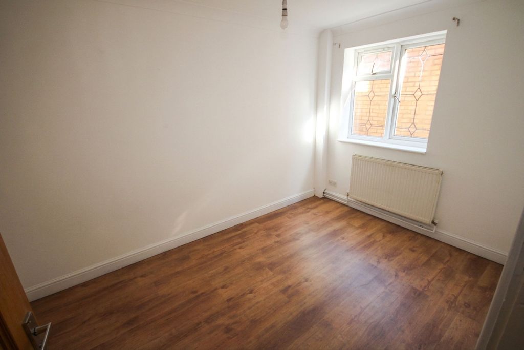 Additional image 34 of 9 bed detached house to rentSomerset Way, Iver SL0